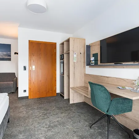 Bei Storaths بيت ريفي