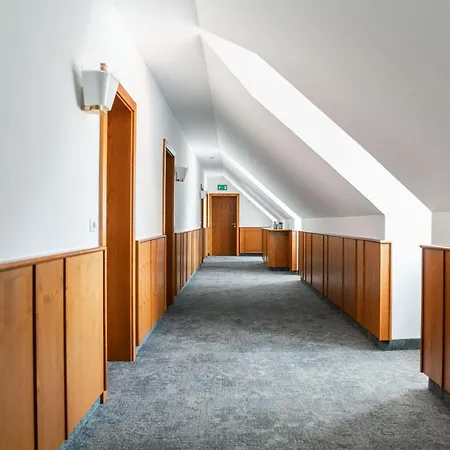 Bei Storaths بيت ريفي