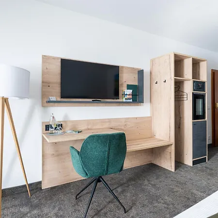 Bei Storaths * Oberstreu